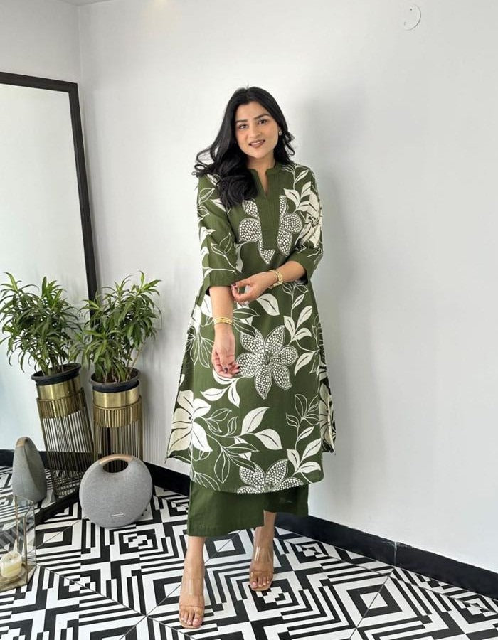 Elegant Two-Piece Kurti with Pant Set,