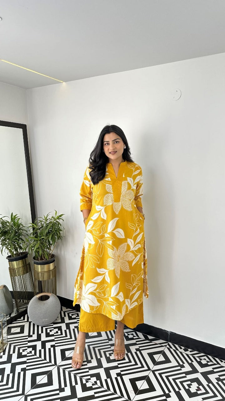 Elegant Two-Piece Kurti with Pant Set,
