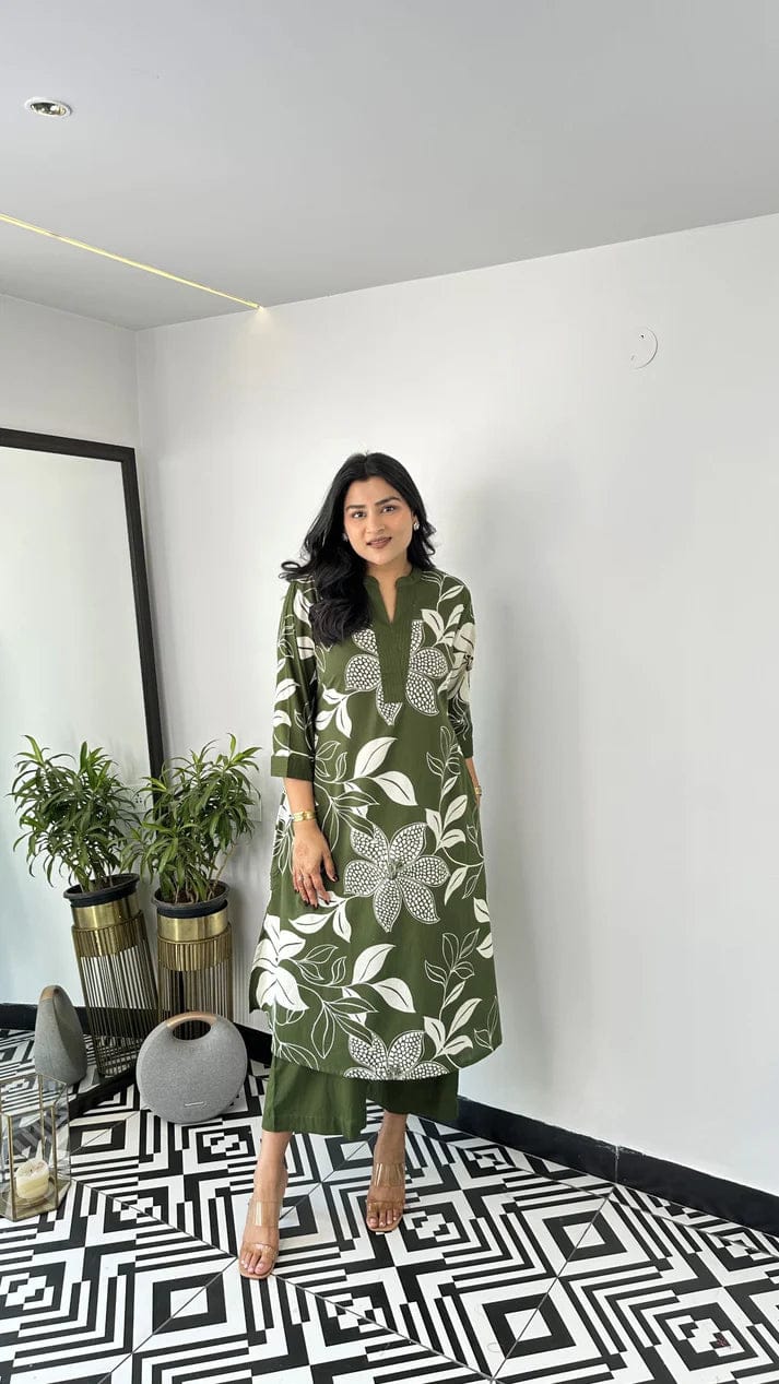 Elegant Two-Piece Kurti with Pant Set,