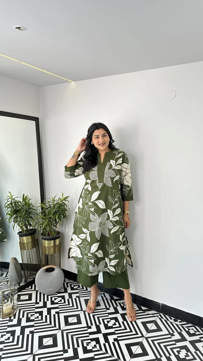 Elegant Two-Piece Kurti with Pant Set,