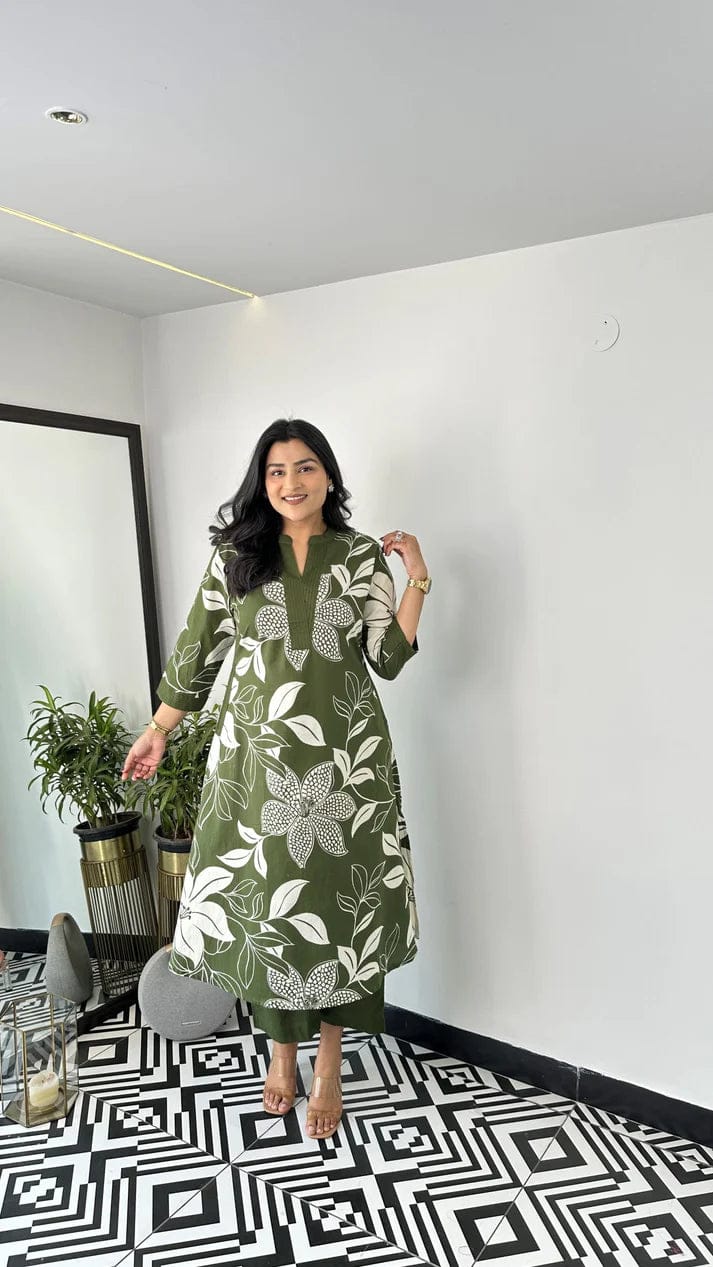 Elegant Two-Piece Kurti with Pant Set,