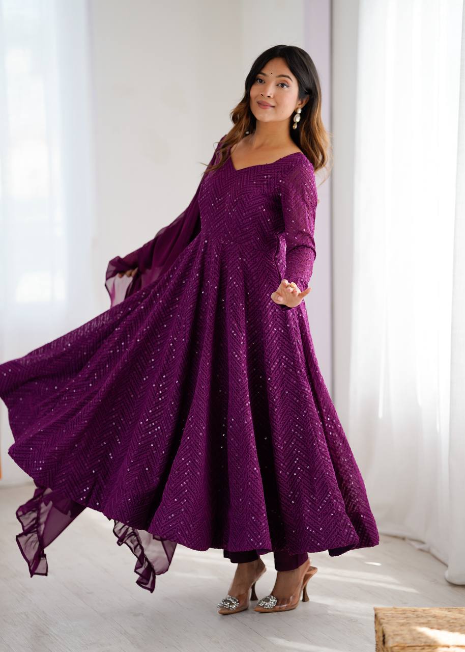 Womens Pure Romansilk Chanderi Embroidered Anarkali Kurti With Dupatta & Pant Set